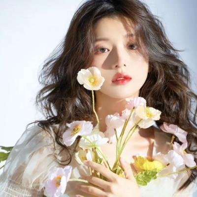 山茶花飘零